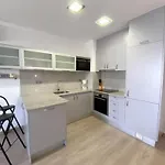 Lägenhet Renovado En Primera Linea De Playa En Roses, Aire Acondicionado Y Ascensor - Hisp-312-21