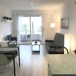 Lägenhet Renovado En Primera Linea De Playa En Roses, Aire Acondicionado Y Ascensor - Hisp-312-21 *