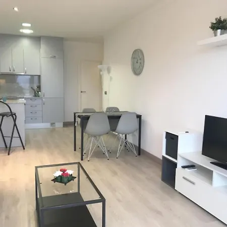 Renovado En Primera Linea De Playa En Roses, Aire Acondicionado Y Ascensor - Hisp-312-21 Lägenhet *